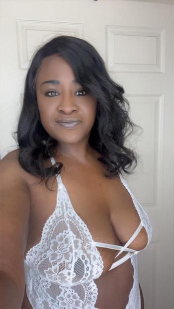 Truth, 45  female escort, Roanoke