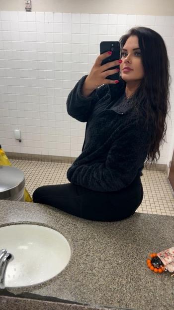 PAOLA, 29  female escort, Roanoke