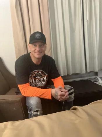 8262057544, female escort, Roanoke